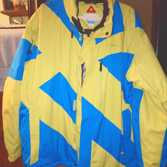 Columbia Ski Jacket - Picture 1 of 13